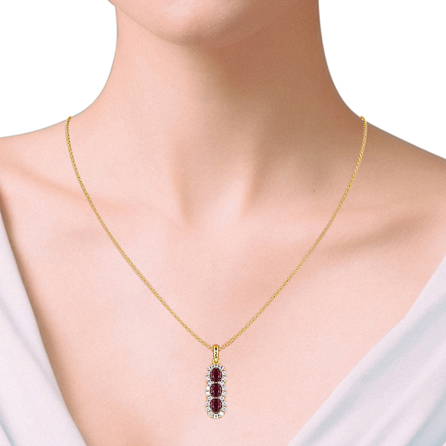 Jaquelin PNT48GEM_YG_RU_NECK